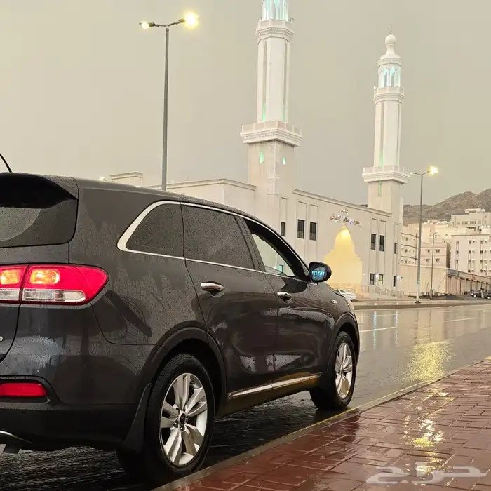 كيا سورنتو 3