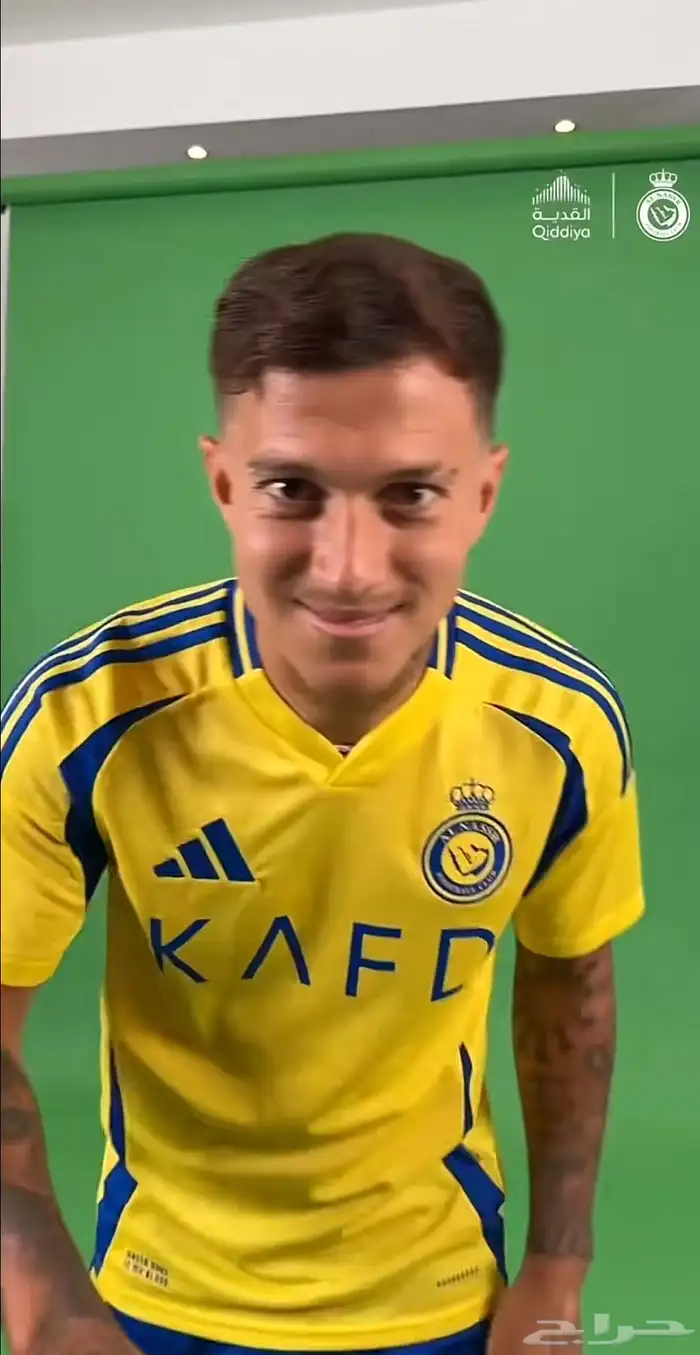 تيشيرت النصر موقعة من خيسوس المدرب والتيشيرت اصلي 0