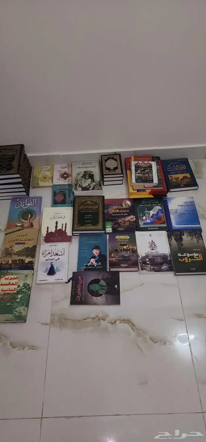 كتب نظيفة وجديدة 1