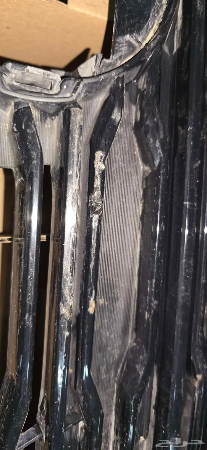 شبك نيسان التيما 24 العلامه الكبيره الي فيها ردار وعليه PPF 2