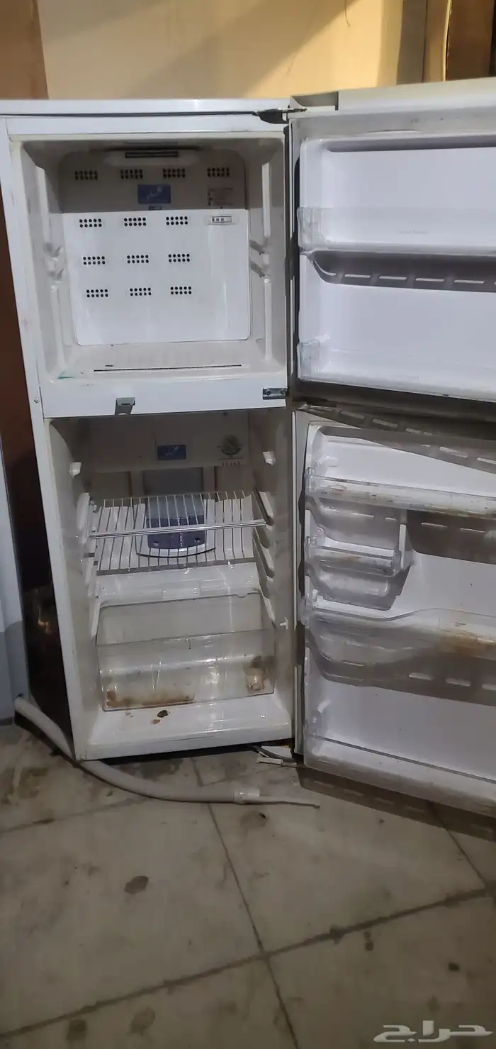 غسالة وثلاجة مستخدم نظيف شغالات 1