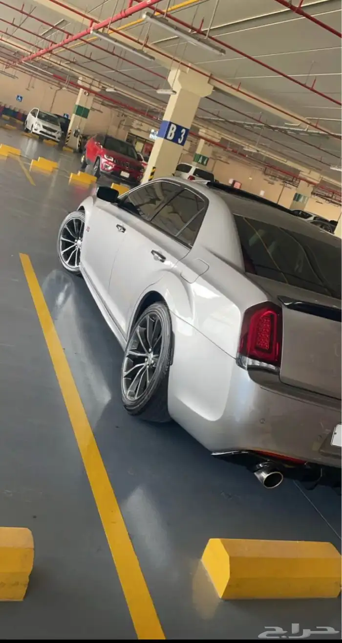 كرايزلر. 2014. 300c 4