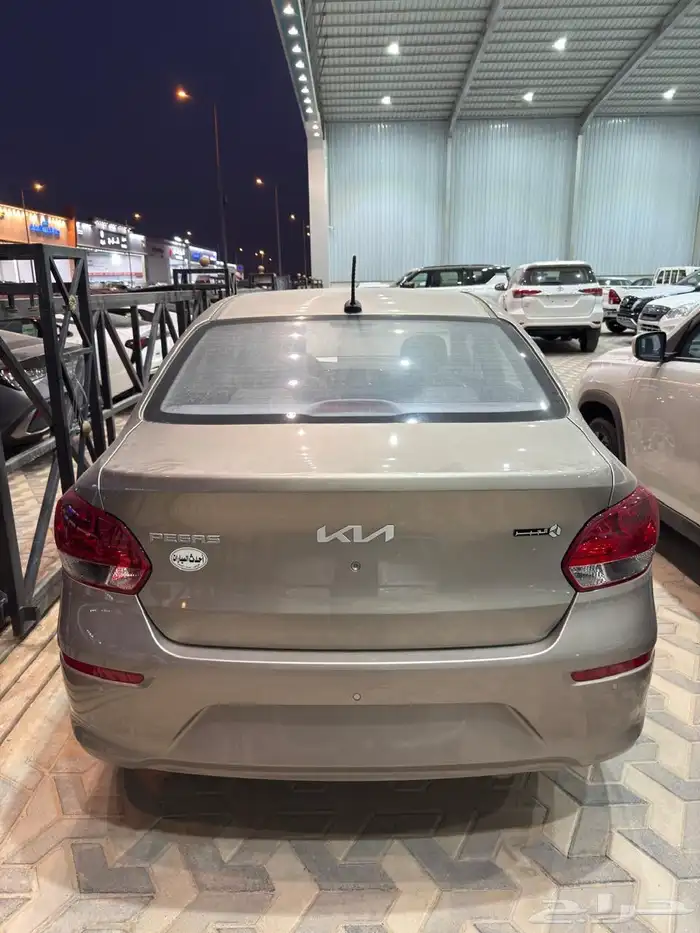 كيا بيجاس ستاندر 2025 3