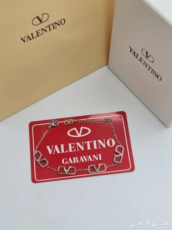 اساور من ماركه فالنتينو معا جميع الملحقات 9