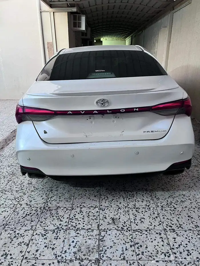 تيوتاء افلون 22تشليح قطع غيار 4