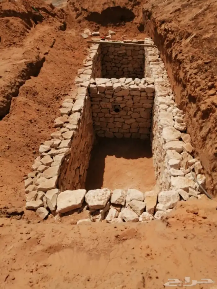 القصيم عنيزه أي نفر موجود شغل بيار تكسير مباني بيارات خزانات 7