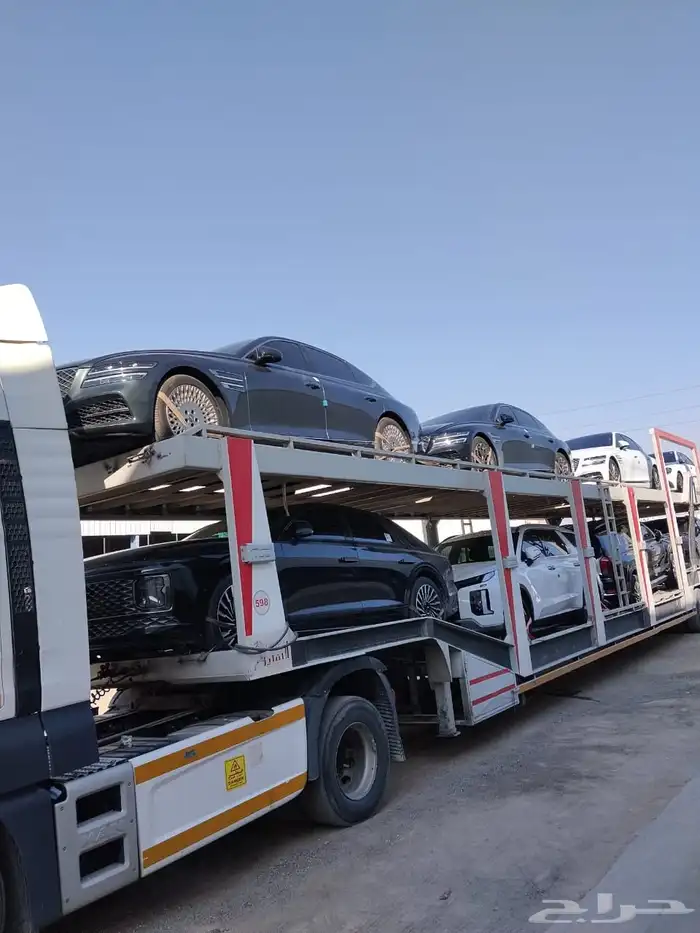 وصول دفعة جديدة لسيارات مارسيدس   جنسس  بالاسيد  معرض اضواء 1