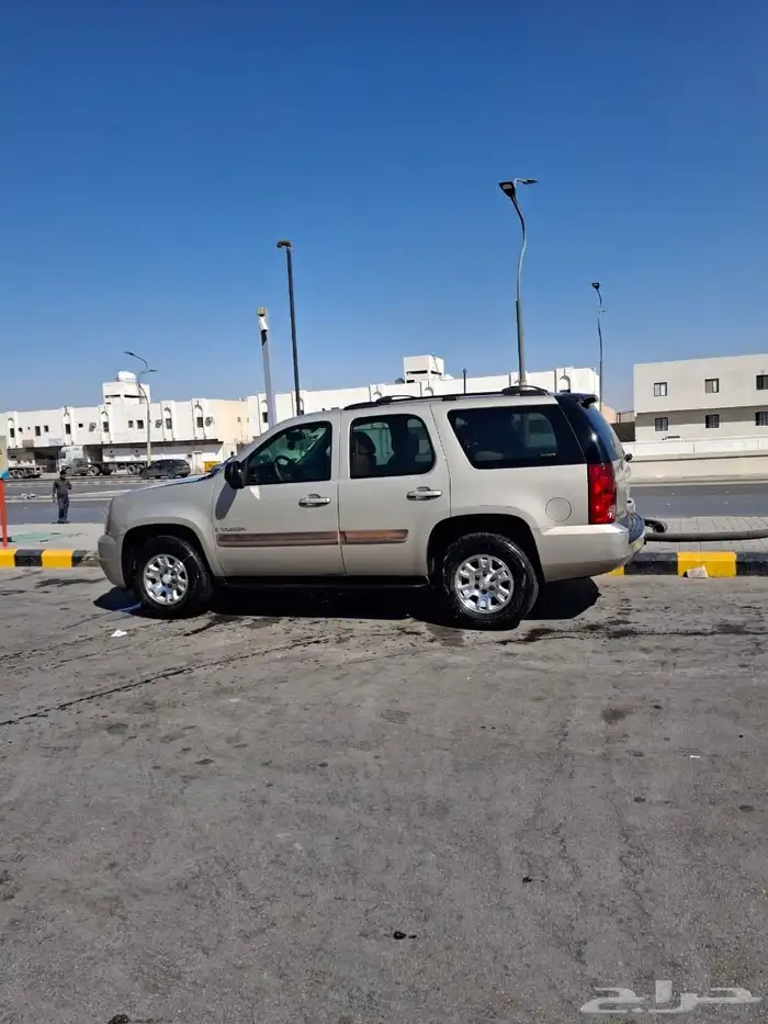 جمس يوكن بحالة ممتازة للبيع 5