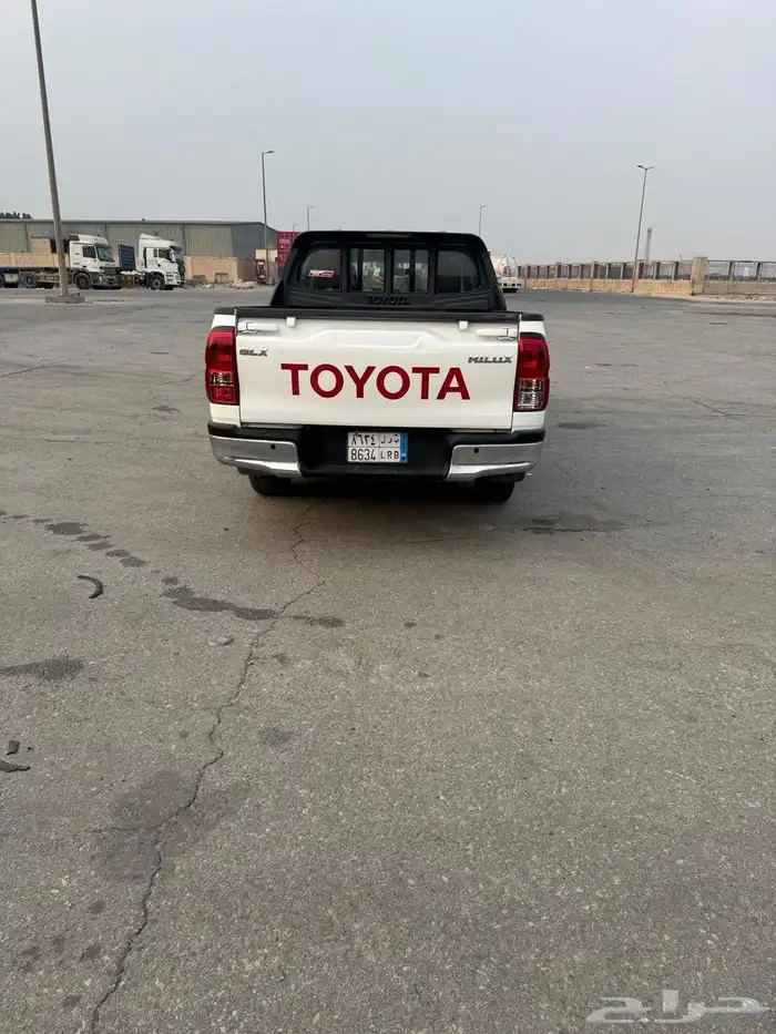 تويوتا هايلوكس غمارتين موديل 2020 ممشي قليل بحاله الوكاله 2