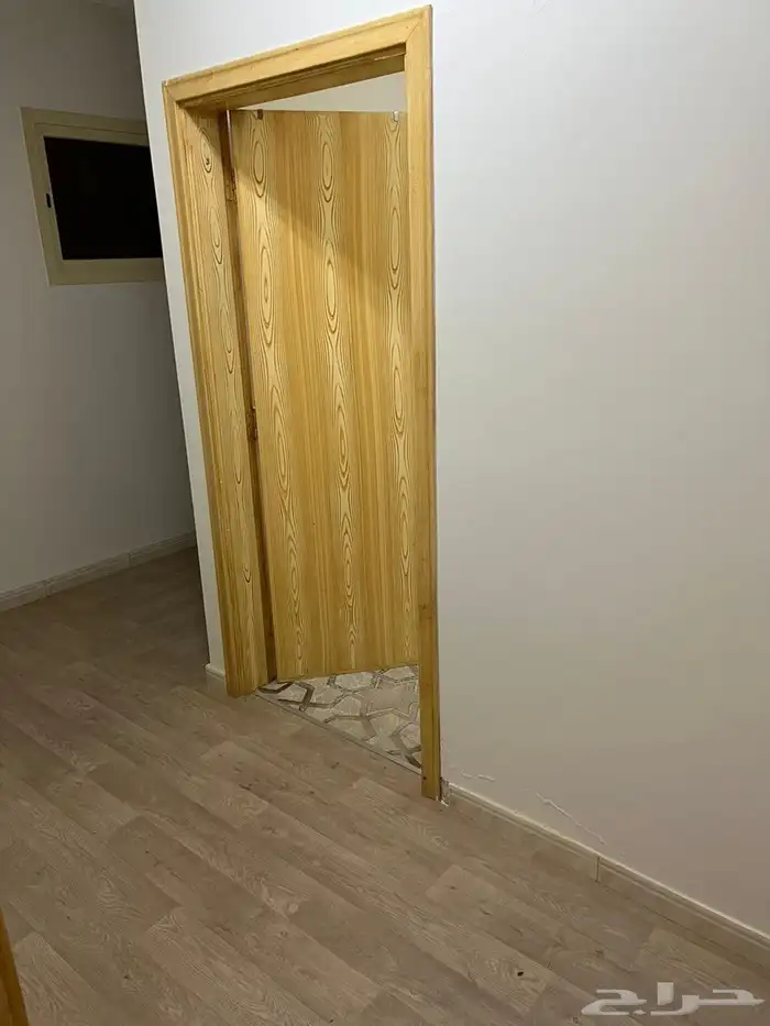 للبيع شقة بحي الريان مدخل خاص 5