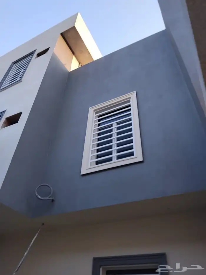 احمد لعمل البرفين والدهانات 8