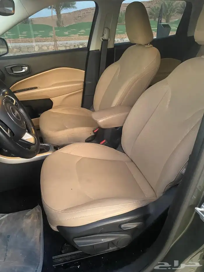 للبيع شروكي كومباس 8