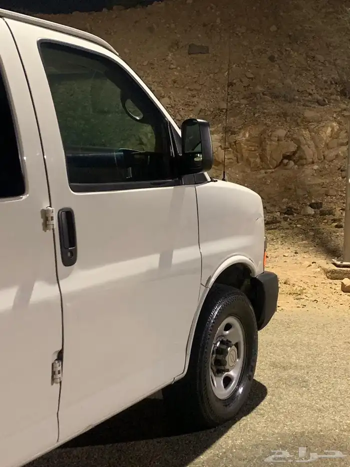 فان شيفروليه 32