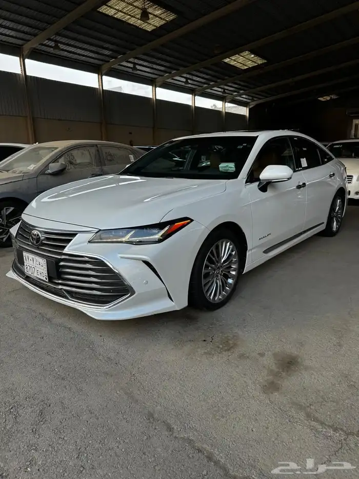 للبيع افالون 2019 فل كامل بيرميوم 0