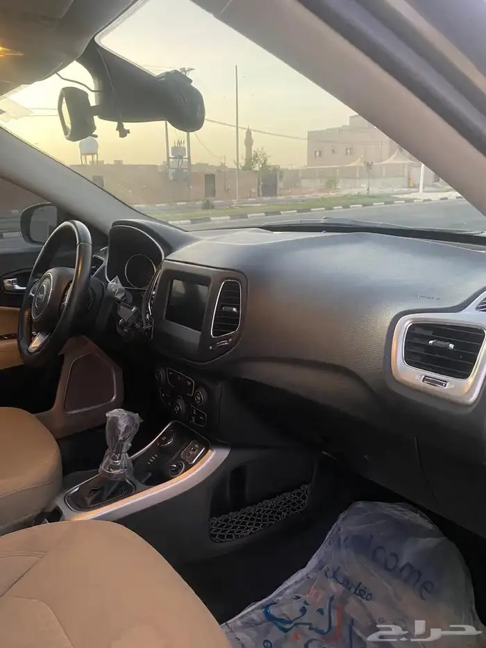 للبيع شروكي كومباس 7