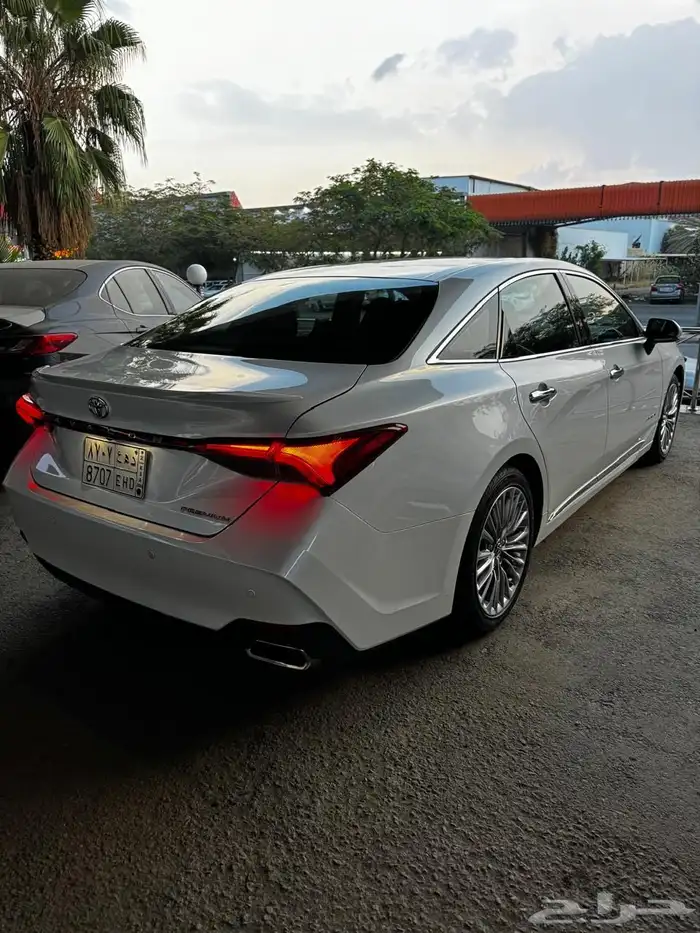 للبيع افالون 2019 فل كامل بيرميوم 4