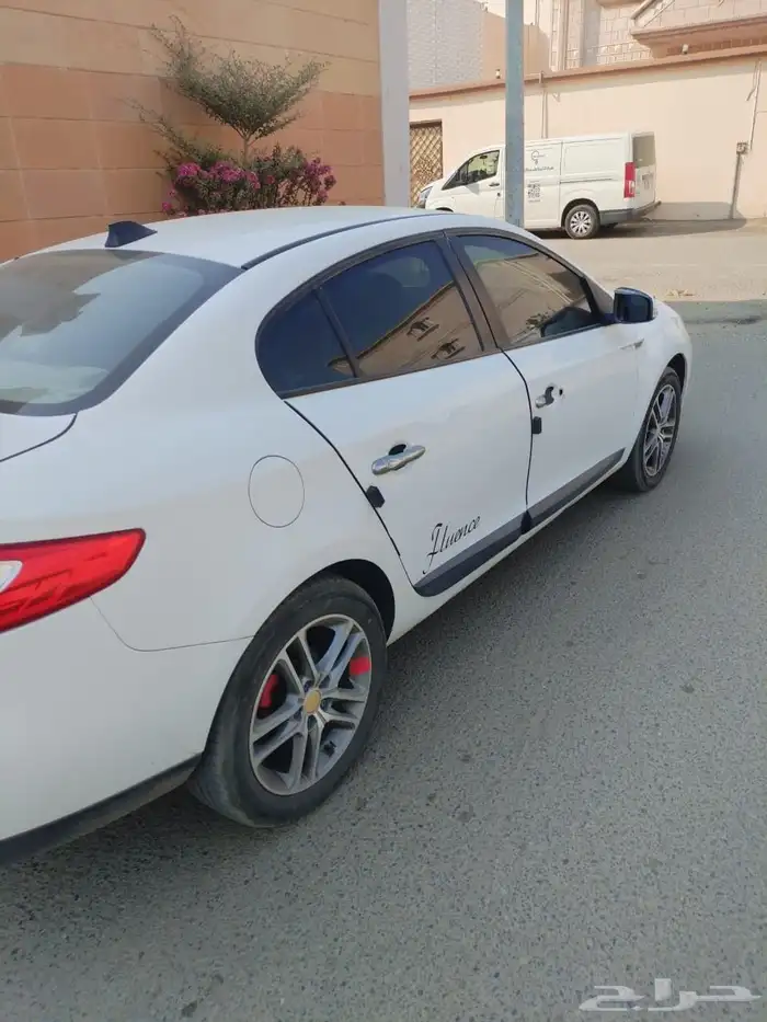 رينو فلونس 2015 3