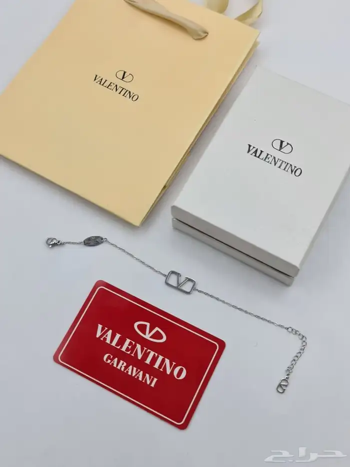 اساور من ماركه فالنتينو معا جميع الملحقات 3
