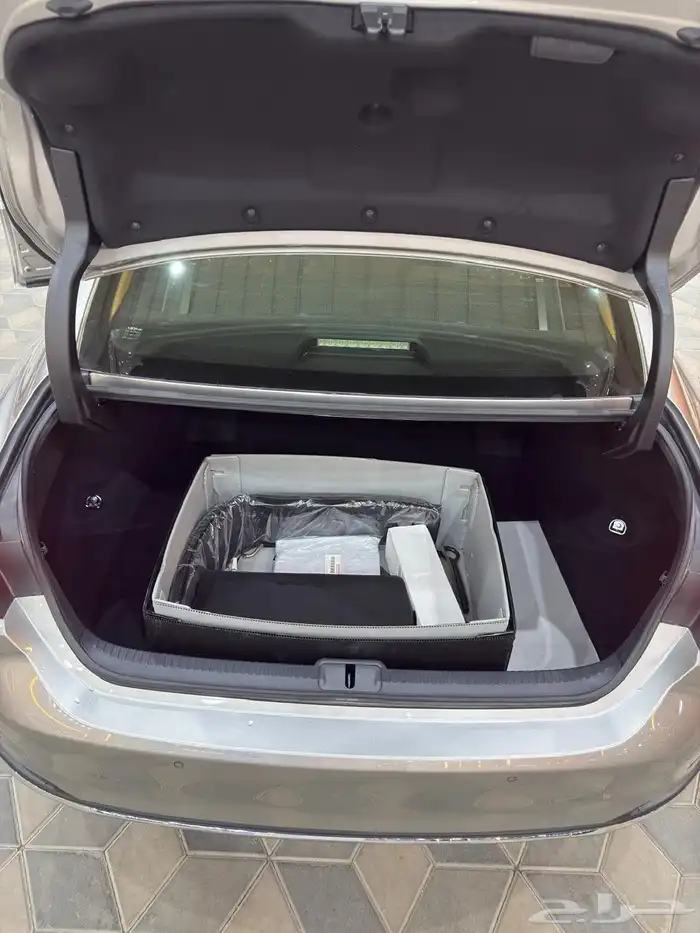 لكزس ES2024 ممشى الفين كيلو 5