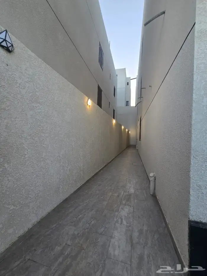 للبيع شقه دور ارضي تمليك تشطيبات راقيه بالمحاله ب 550الف 2