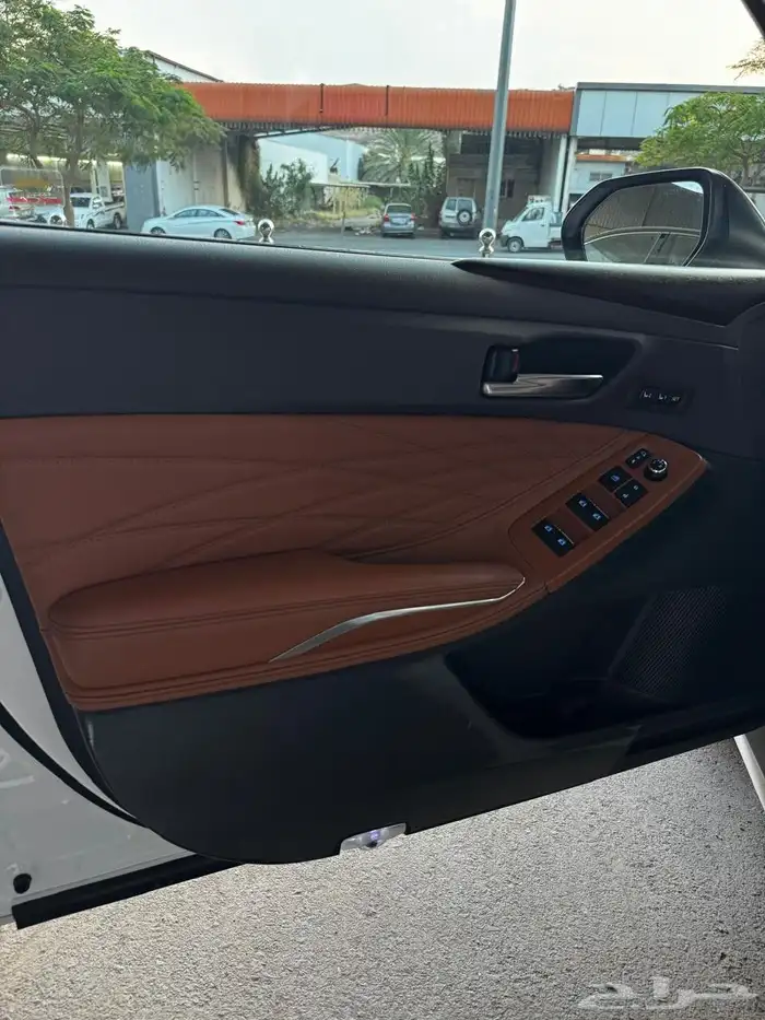 للبيع افالون 2019 فل كامل بيرميوم 8