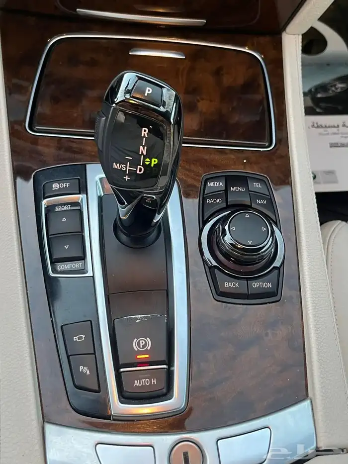 بي ام دبليو 760 مخزن وكالة 3