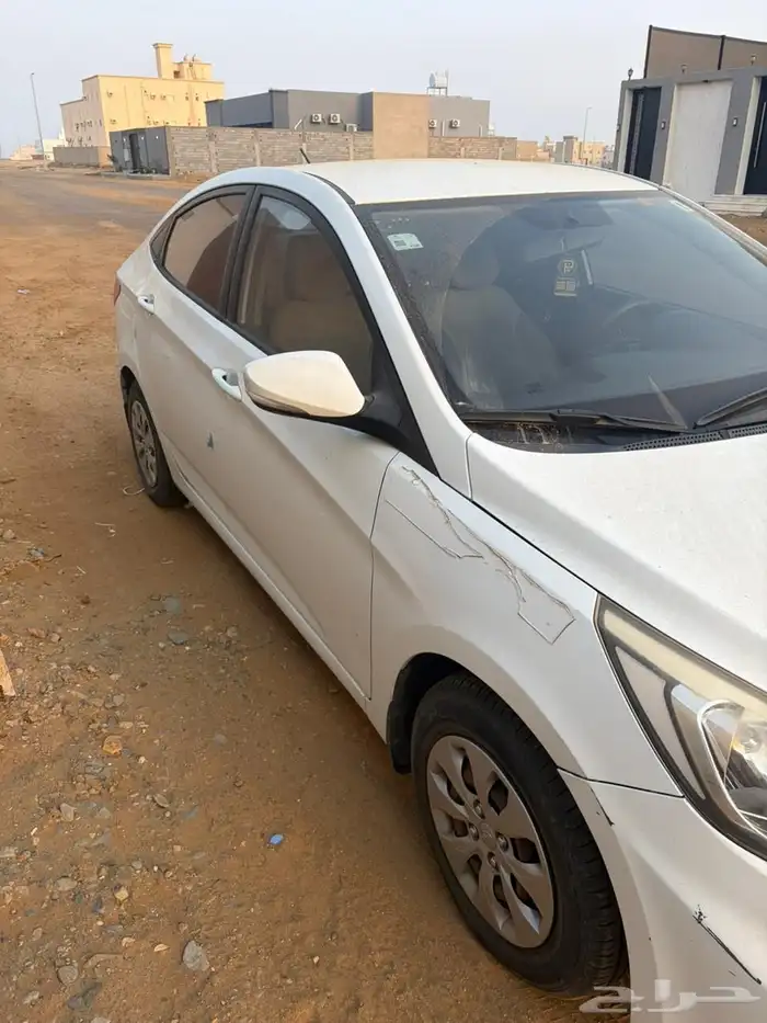 اكسنت 2017 مخزن ممشى قليل 1