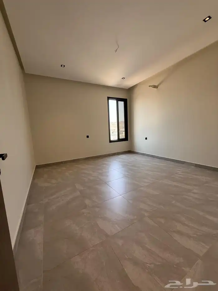 شقة جديده فاخرة 3 غرف للبيع ب 470 الف 9