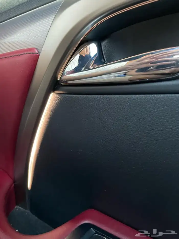 لكزس RX أعلى فئة 20