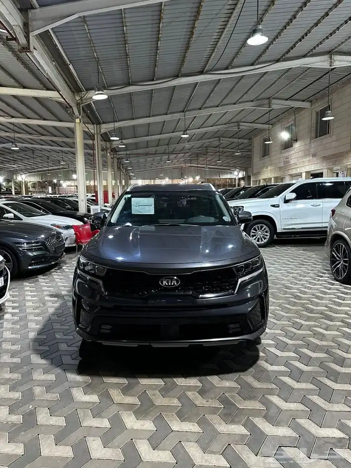 كيا سورنتو ازرق غامق 2021 ديزل بطاقة جمركية وارد كوريا 1