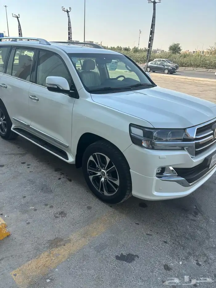 للبيع جكسار تورنق 2020 مخزن مالك اول من الوكالة 6