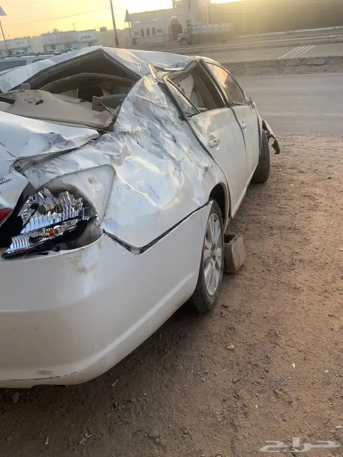 بيع افالون كامله منقبلبه شرط المكينه القير سعوديه موديل 2010 3