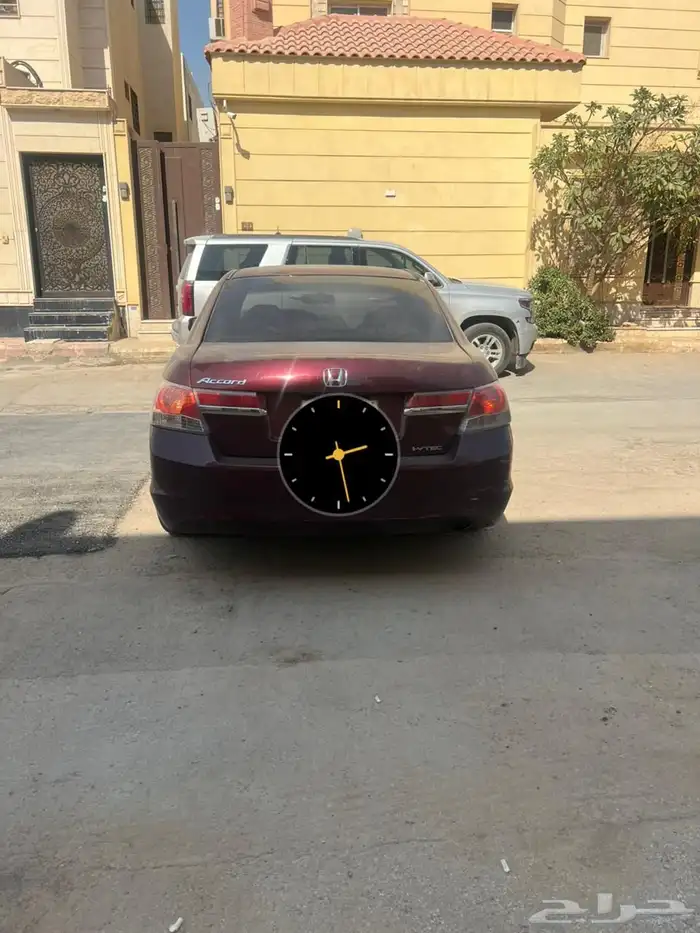 بيع هوندا اكورد 2012 17