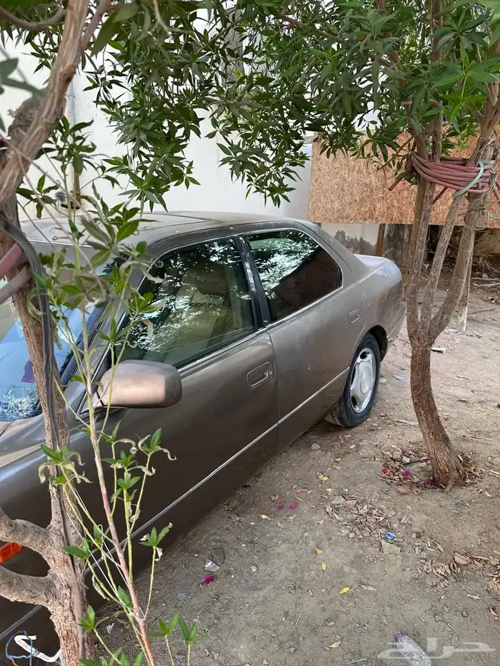 لكززس ls للبيع او تشليح 0