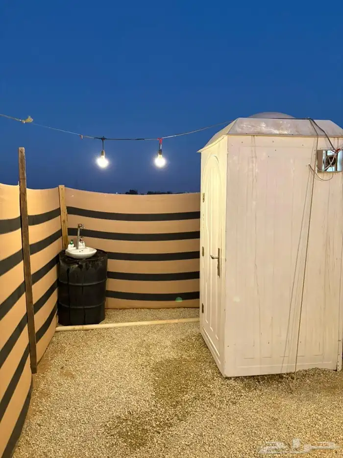 مخيم للإجار 9