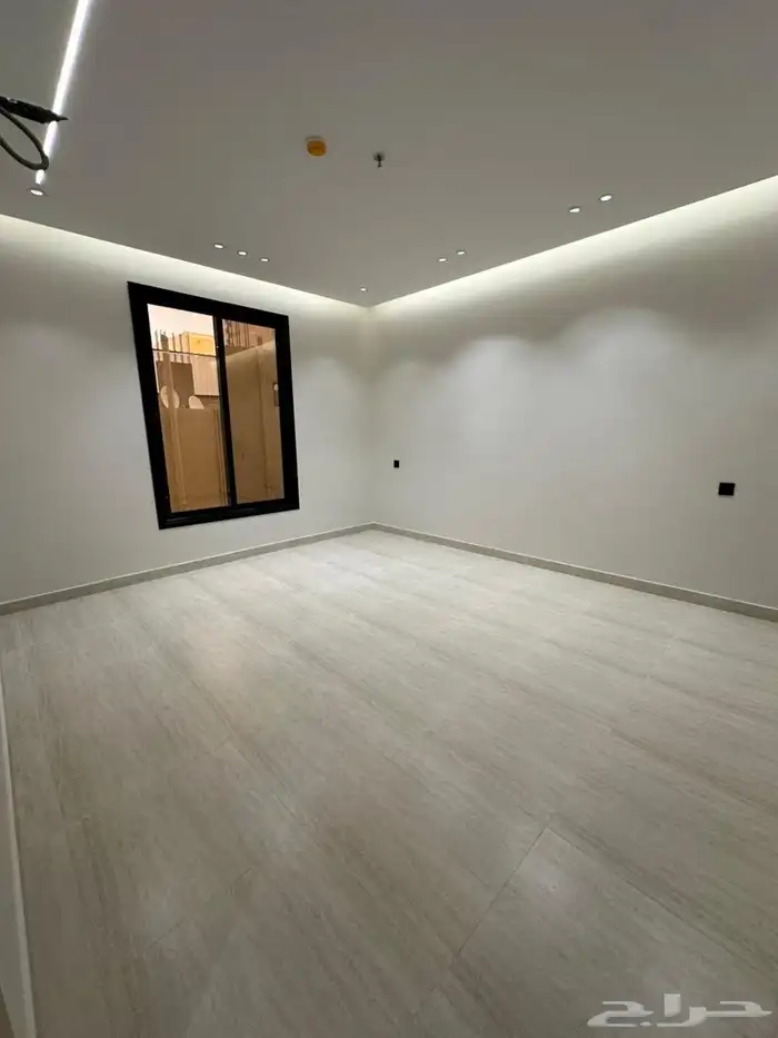 أدوار تمليك فاخرة جدا  في حي الحلقة الغربية( القيم) ب750 ألف 3