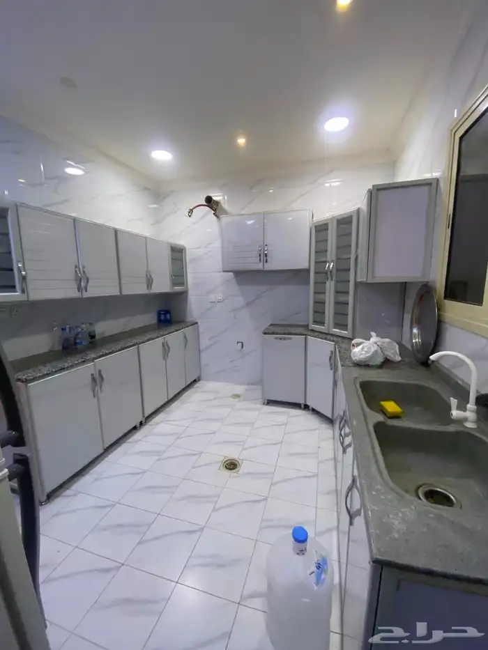 دولاب مطبخ مع ثلاجه 0