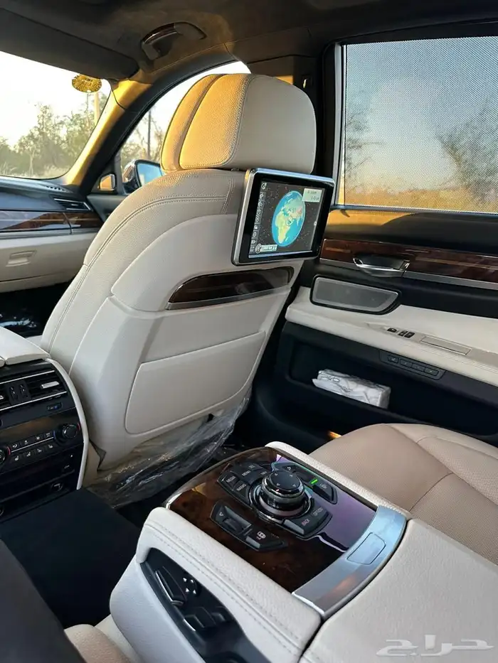 بي ام دبليو 760 مخزن وكالة 5