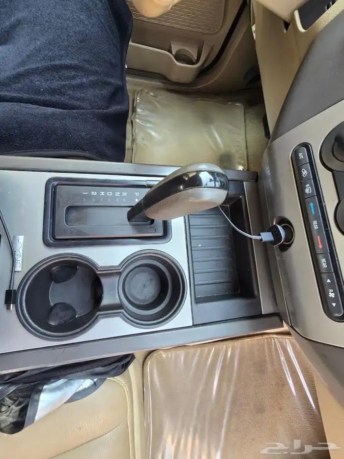 فور اكسبديشن ممشى 296 الموديل 2012 القير والمكينه ممتازه 1