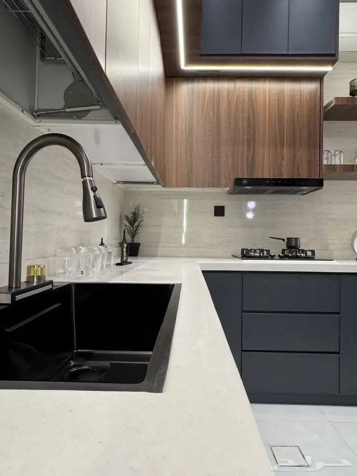 شقة تمليك فاخرة 3 غرف مؤثثة بحي الشوقية ب 520 الف 13