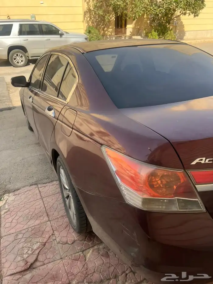 بيع هوندا اكورد 2012 3