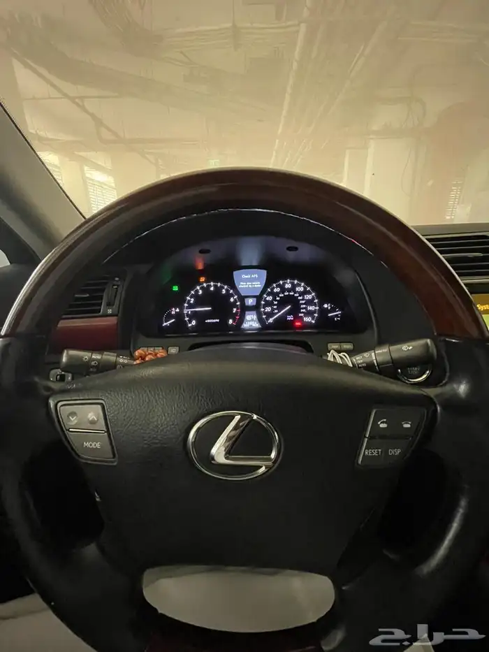 لكزس موديل 2012 الممشى 166000 ميل المكينة قير شرط 1