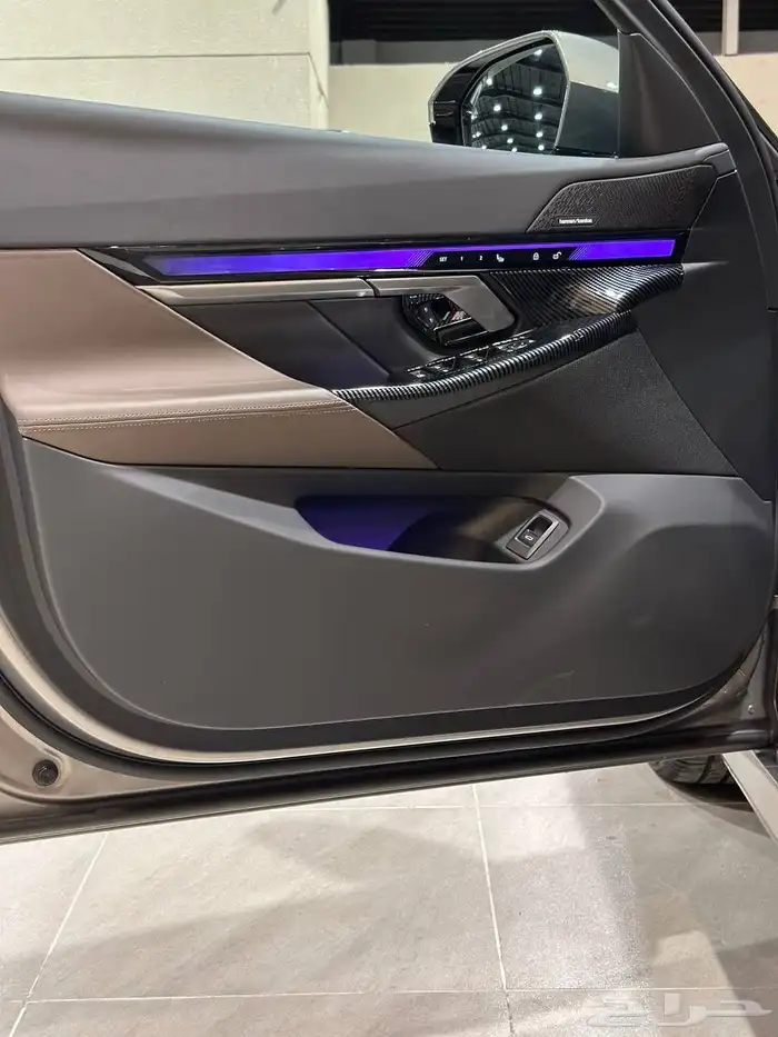 بي ام دبليو 520i 2025 kit M بلاك ادشن . رصد الفخامة 22