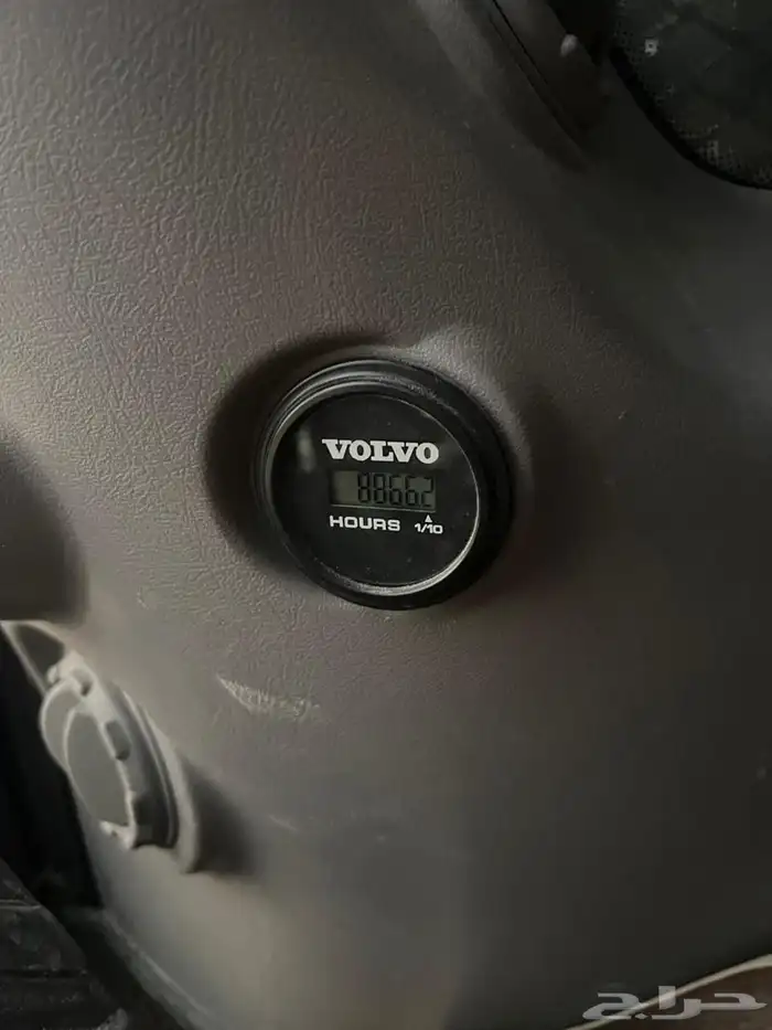 للبيع 2 بوكلينات فولفو 2023 وارد الفطيم (سعودي) 10