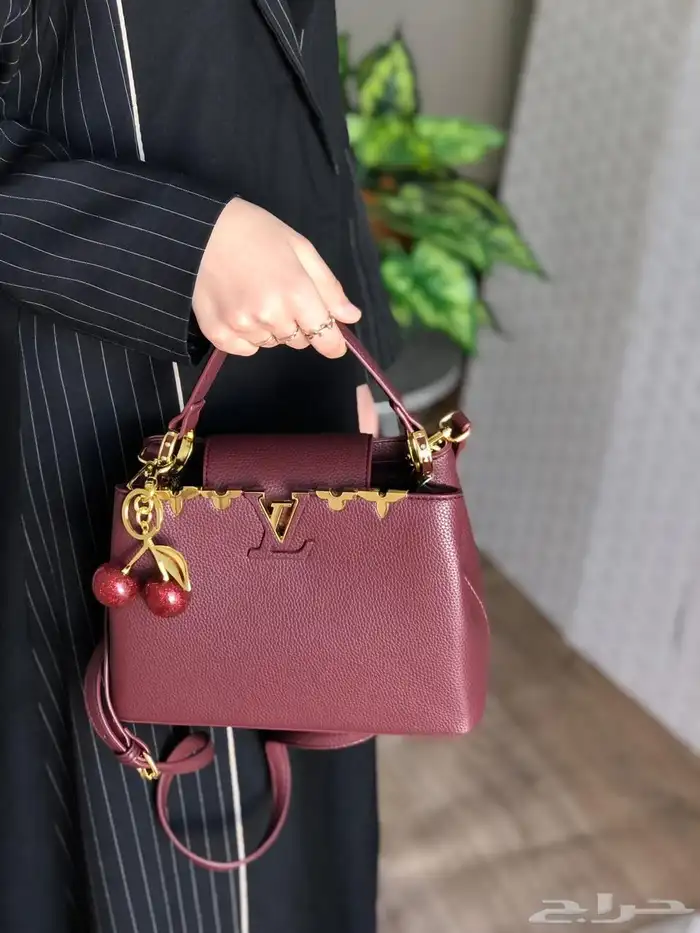 شنط درجه أولى وسكارف رجالي تنفع هداياأهدومن تحبون السعر170 21