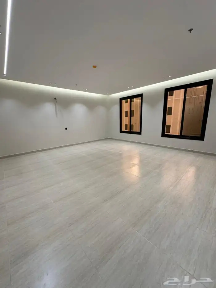 أدوار تمليك فاخرة جدا  في حي الحلقة الغربية( القيم) ب750 ألف 5