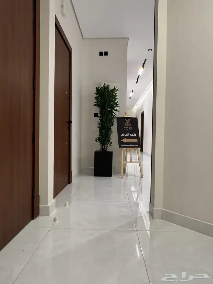 شقة تمليك فاخرة 3 غرف مؤثثة بحي الشوقية ب 520 الف 14