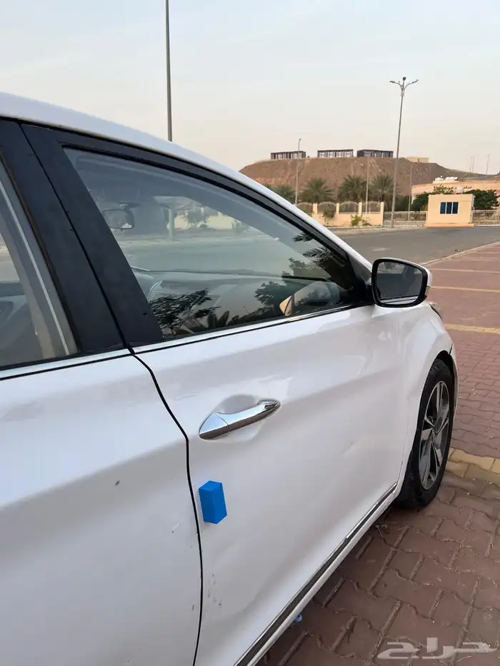 ألنترا مديل 2015 14