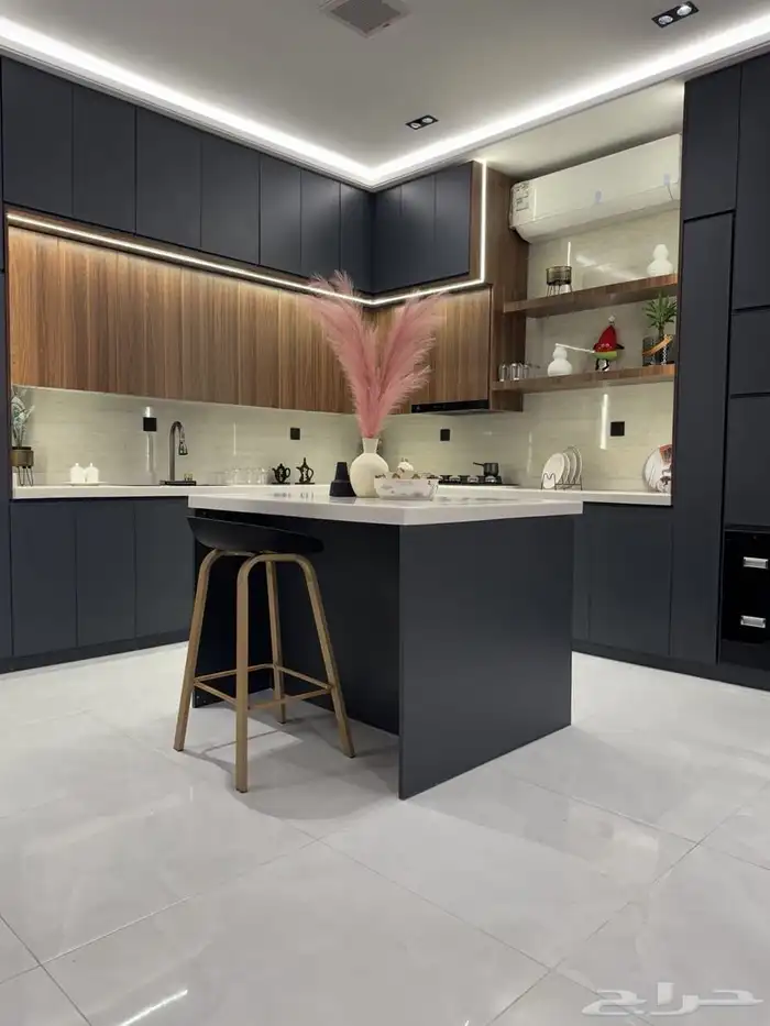 شقة تمليك فاخرة 3 غرف مؤثثة بحي الشوقية ب 520 الف 12