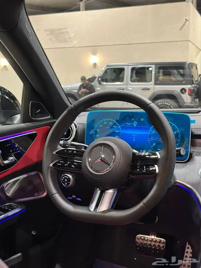 مرسيدس C200 2025 اصفار . رصد الفخامة 11